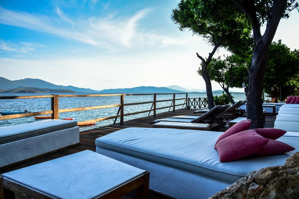 Melies- Seaside Boutique Apartments Khórto Ngoại thất bức ảnh